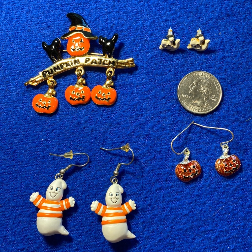 Lot of Halloween Themed Novelty Jewelry